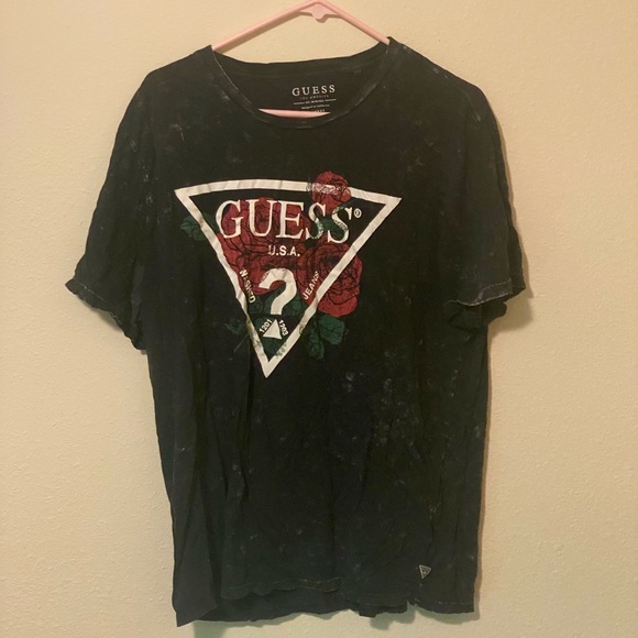 Guess shirt Bundle - Picture 12 of 16
